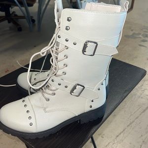 Beige combat boots